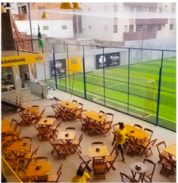 Mudahnya Pesan Lapangan Lewat SparkX